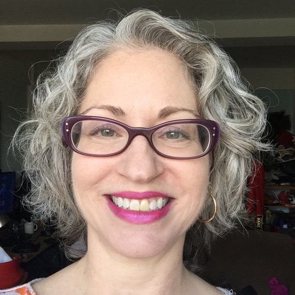 Meet your Posher, Kelly - Picture 2 of 16